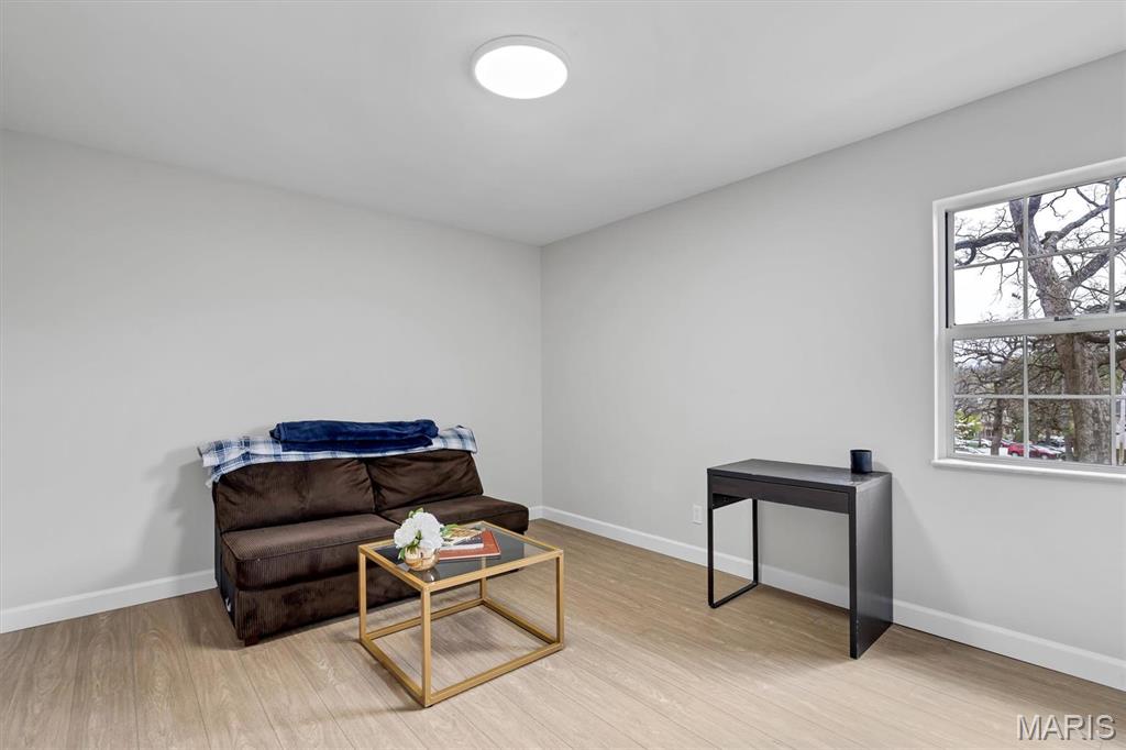 9003 Cardinal Terrace St. Louis, MO 63144 - Photo 12 of 19