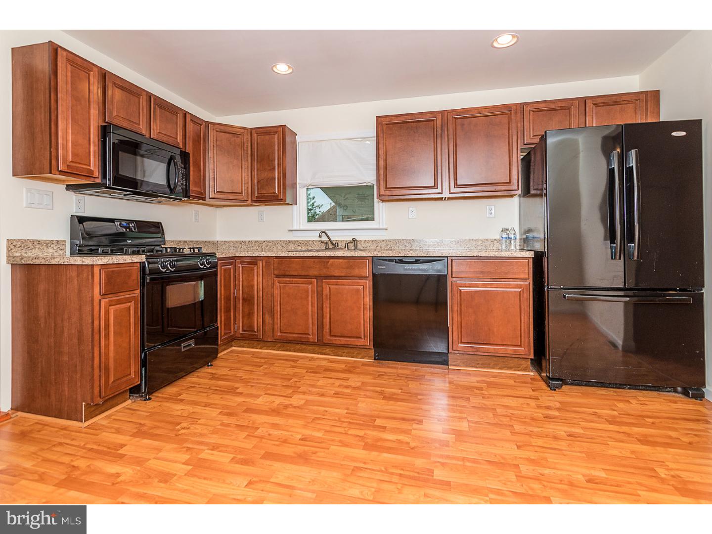 17 Boswell Road Evesham, NJ 08053 - Photo 3 of 12 Kitchen