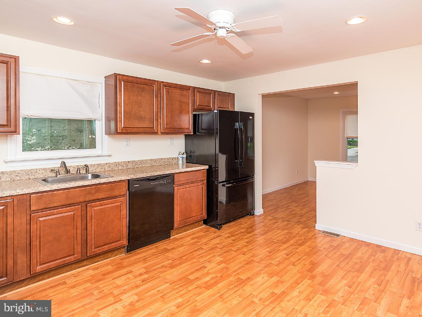 17 Boswell Road Evesham, NJ 08053 - Photo 4 of 12 Kitchen