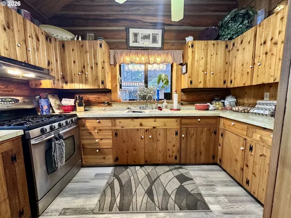 $875,000 | 25855 Pine Creek Road, John Day, OR 97845