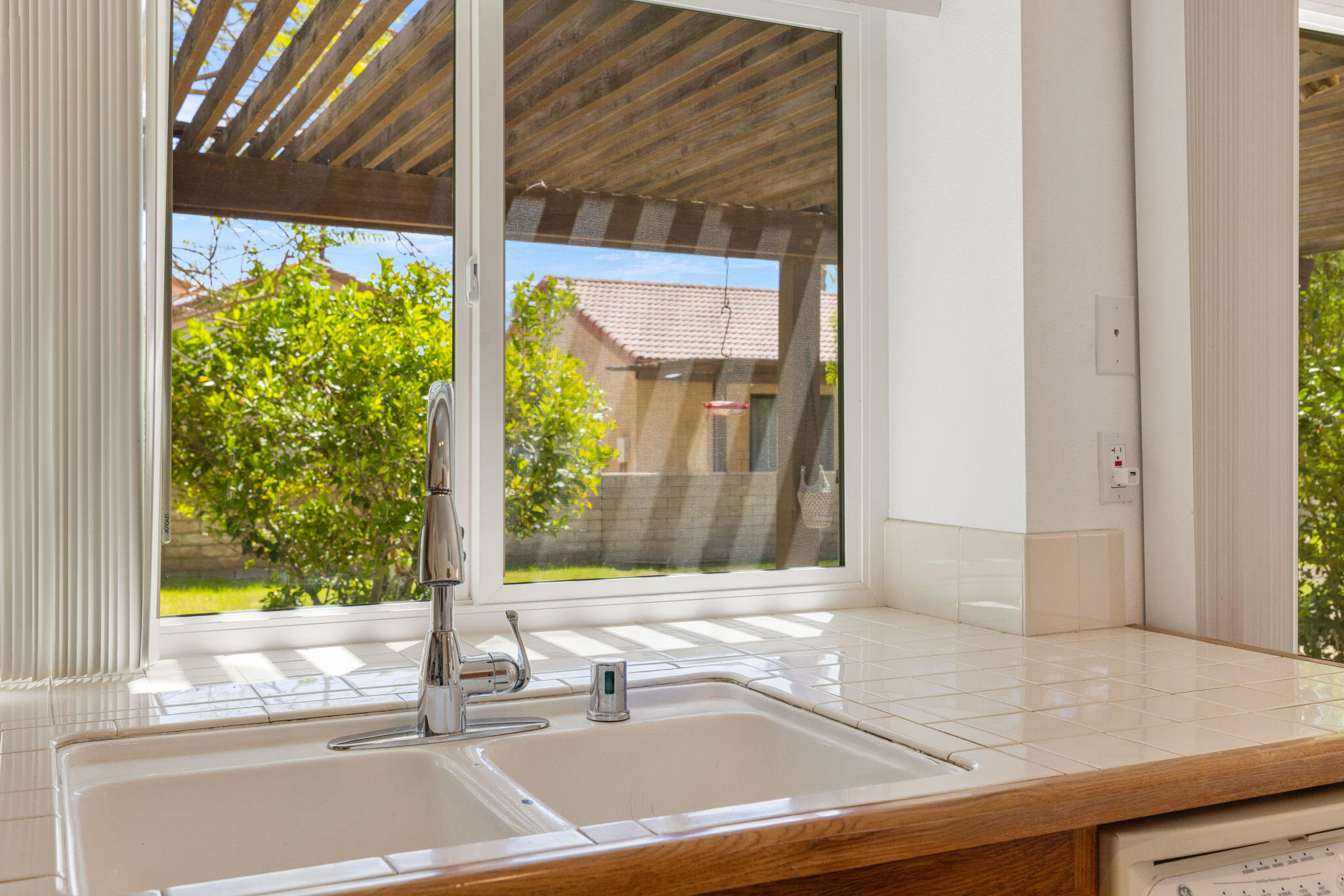 40754 Flying Sea Road Palm Desert, CA 92211 - Photo 11 of 37 15-web-or-mls-_G4A8763-2