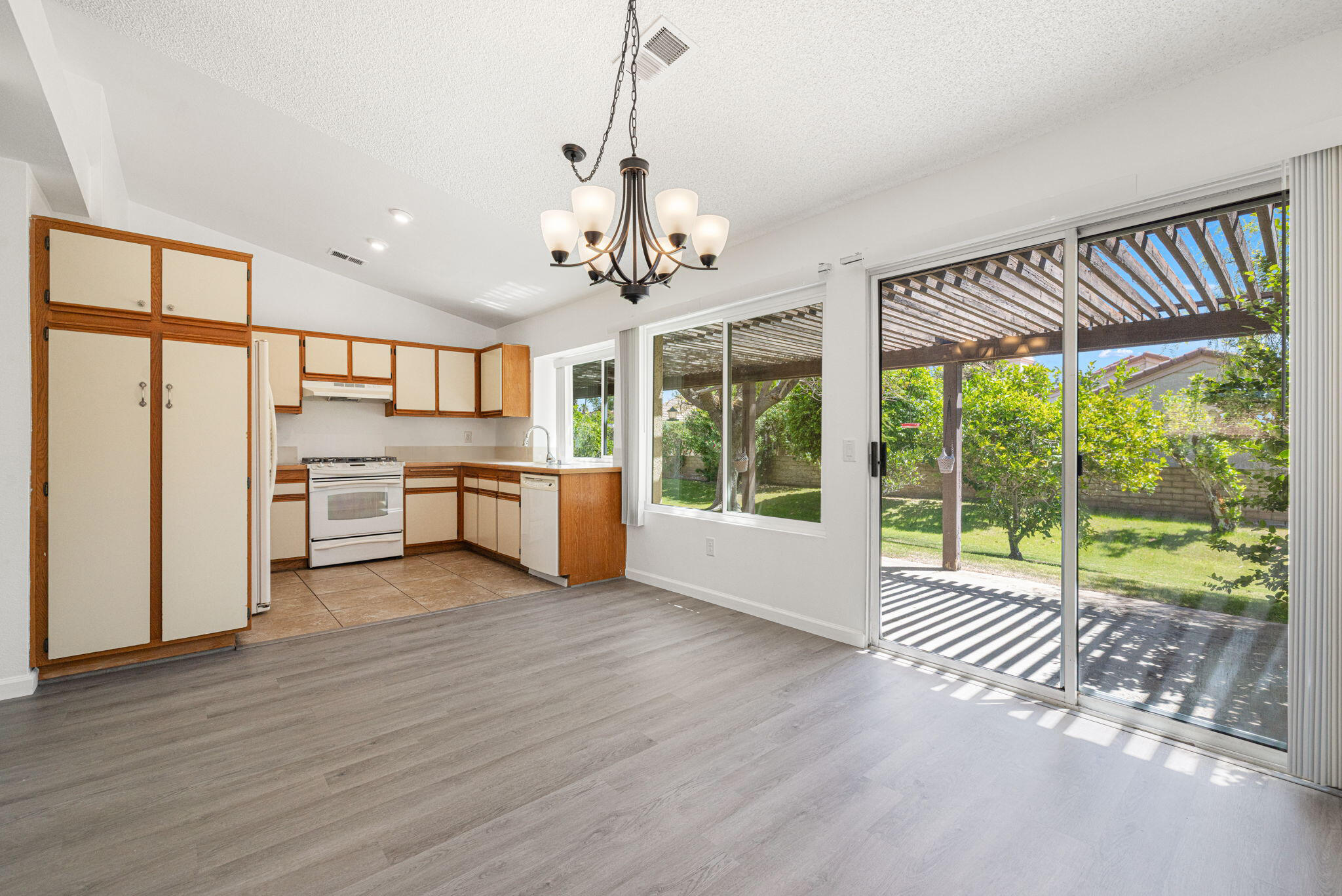 40754 Flying Sea Road Palm Desert, CA 92211 - Photo 13 of 37 19-web-or-mls-_G4A8743-2