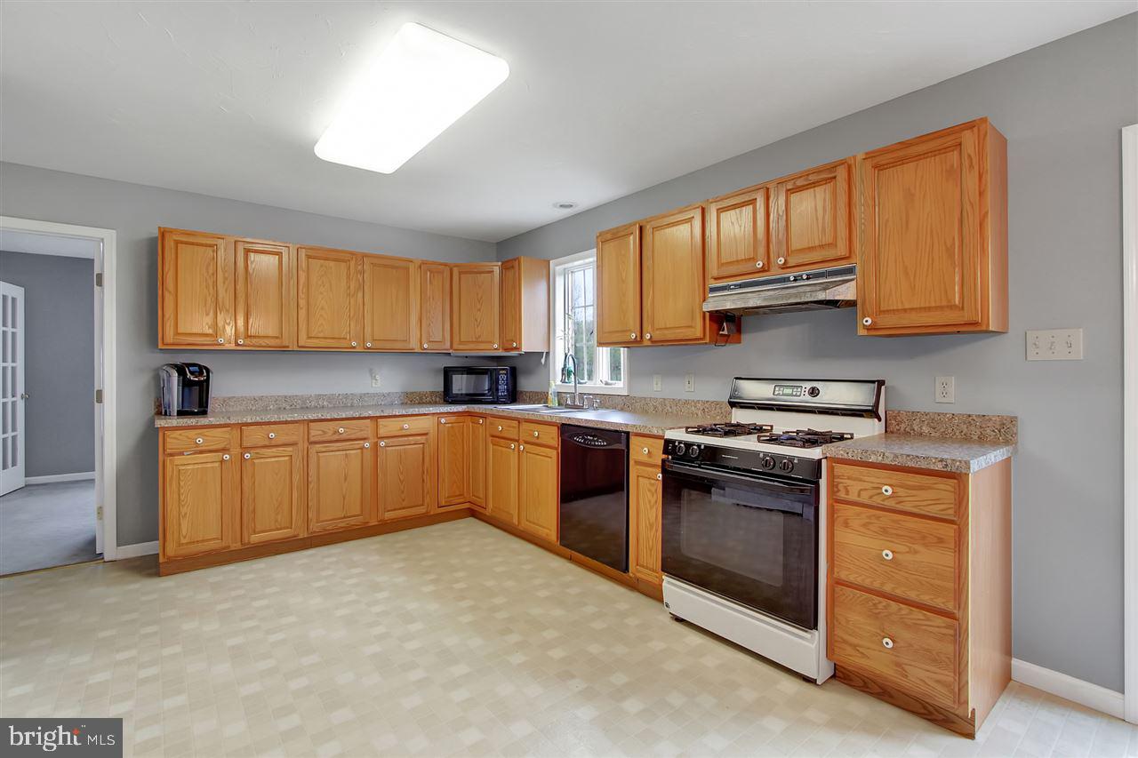 1213 Big Mt Road Dover, PA 17315 - Photo 3 of 26 Gallery Image 3