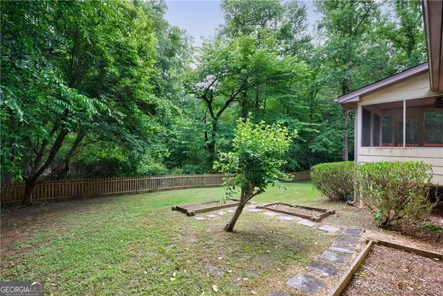 $2,950 | 10565 Shallowford Road, Roswell, GA 30075