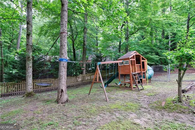 $2,950 | 10565 Shallowford Road, Roswell, GA 30075