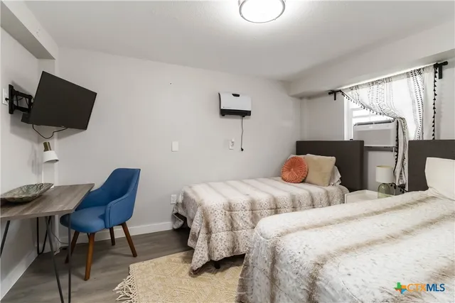 $2,250 | 2495 Lakeshore Drive, Canyon Lake, TX 78133