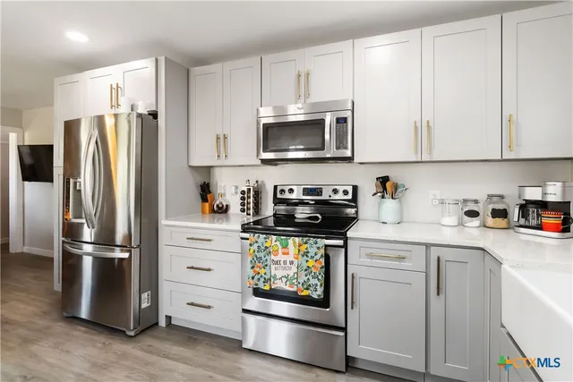 $2,250 | 2495 Lakeshore Drive, Canyon Lake, TX 78133