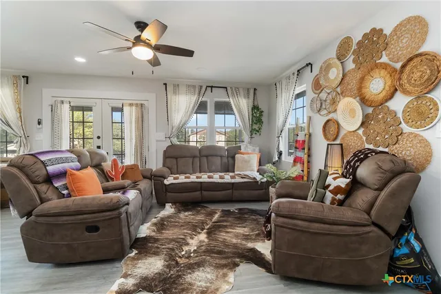 $2,250 | 2495 Lakeshore Drive, Canyon Lake, TX 78133