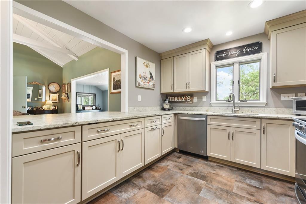 422 Center Church Road Canonsburg, PA 15317 - Photo 16 of 43 Gallery Image 16