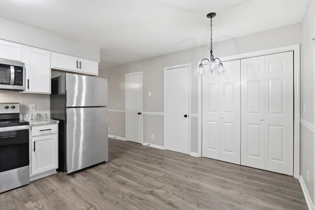 $279,900 | 104 B Twin Oaks Court, Hendersonville, TN 37075