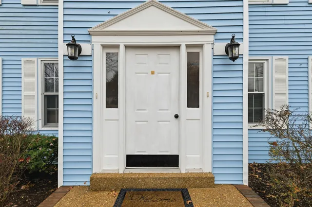 $279,900 | 104 B Twin Oaks Court, Hendersonville, TN 37075