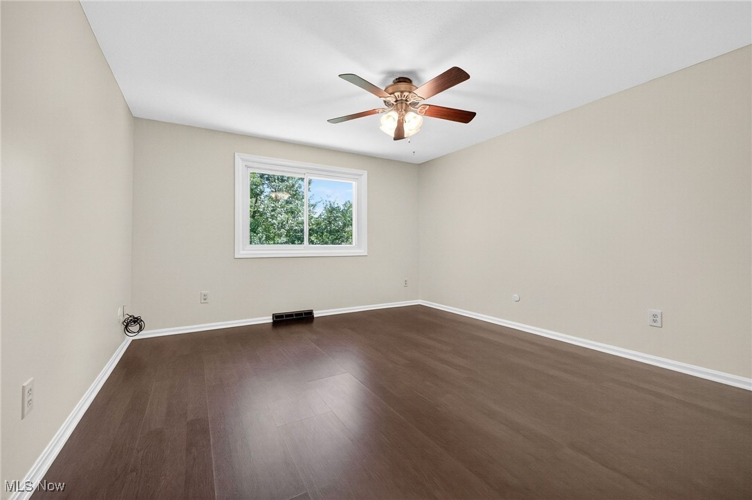 37436 Hunters Ridge Solon, OH 44139 - Photo 36 of 48 Gallery Image 36