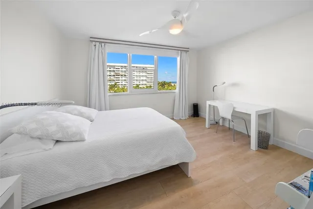 $4,289,000 | 200 Ocean Ln Drive, Unit 501, Key Biscayne, FL 33149