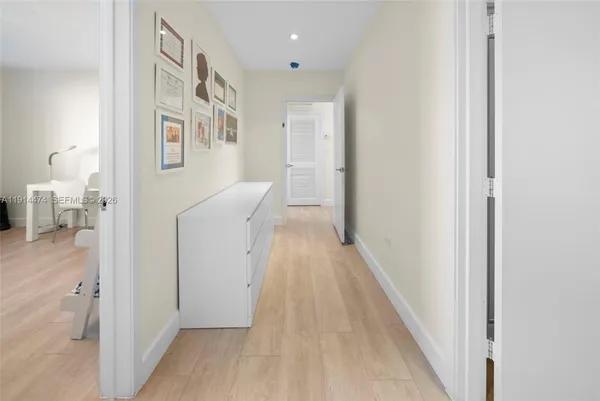 $3,925,000 | 200 Ocean Ln Drive, Unit 501, Key Biscayne, FL 33149