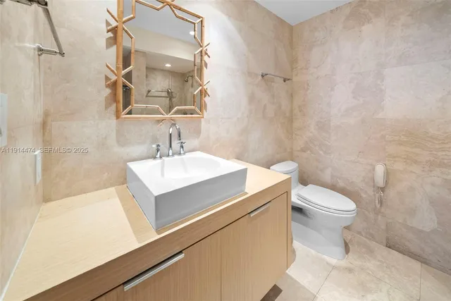 $4,289,000 | 200 Ocean Ln Drive, Unit 501, Key Biscayne, FL 33149