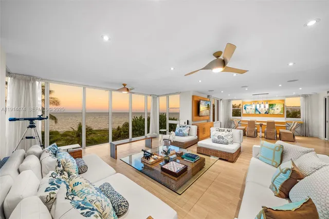$4,289,000 | 200 Ocean Ln Drive, Unit 501, Key Biscayne, FL 33149