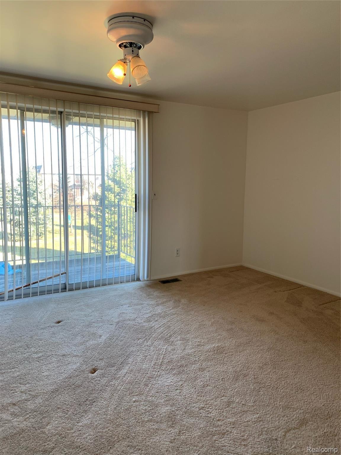 4296 15 Mile Road Sterling Heights, MI 48310 - Photo 20 of 30 C9E794ED-E36A-4AE6-8CF5-B630AFC477F8.jpeg