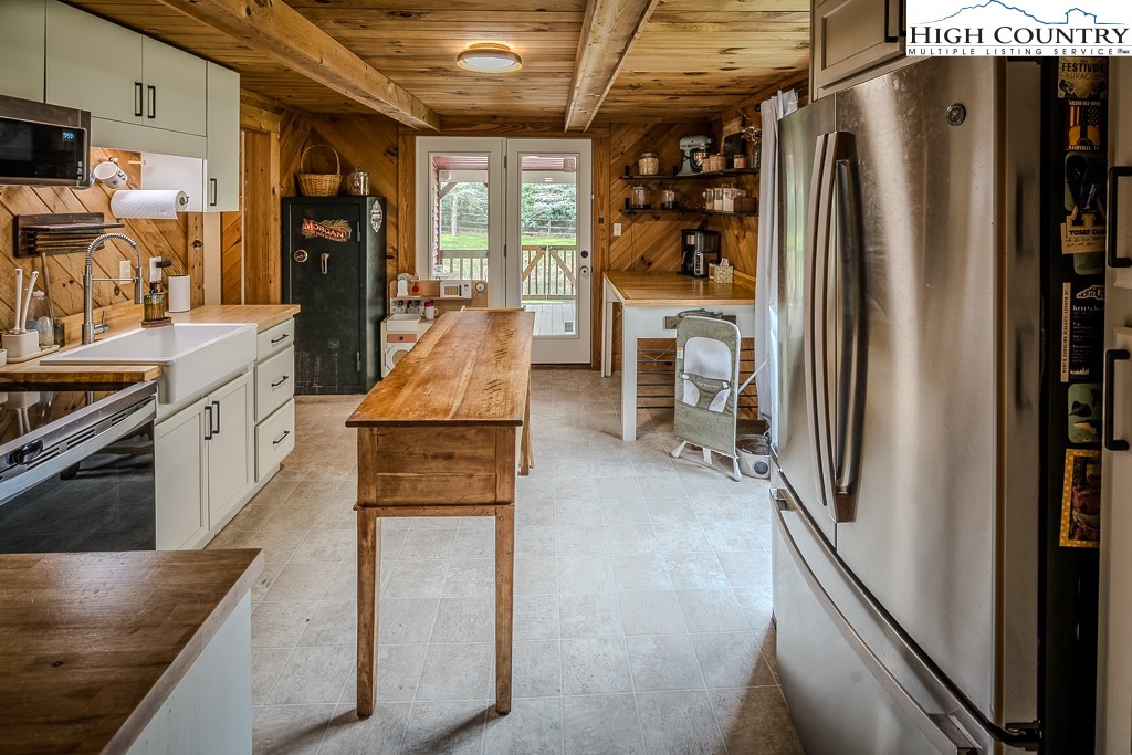 1652 Conley Cheek Road Fleetwood, NC 28626 - Photo 13 of 32