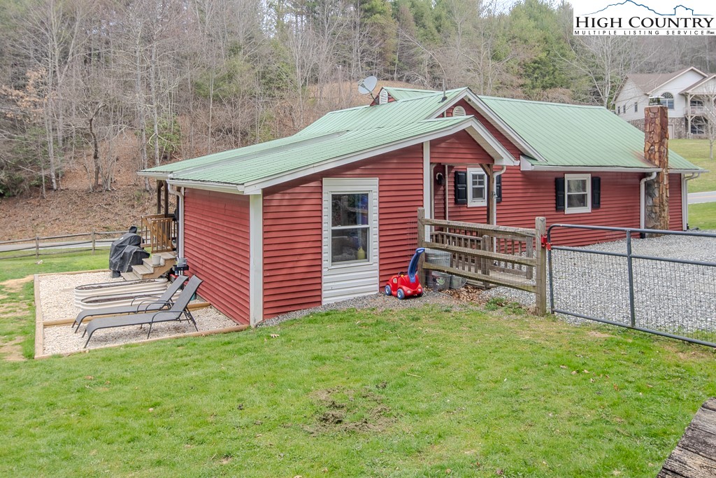 1652 Conley Cheek Road Fleetwood, NC 28626 - Photo 28 of 32