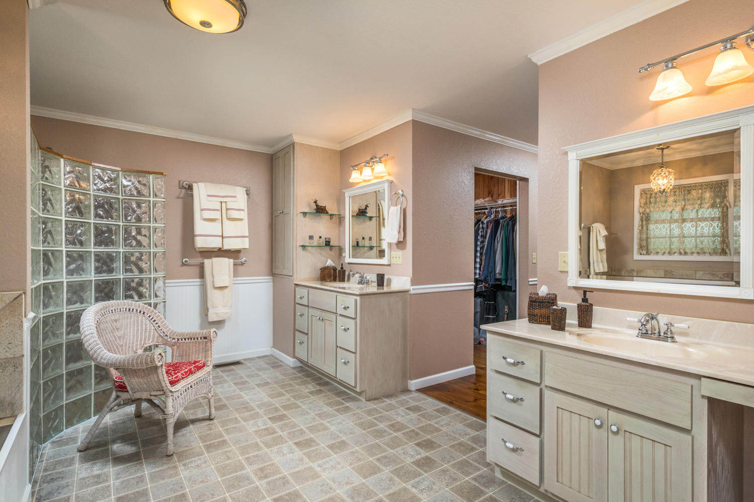 750 Jacks Branch Road Pikeville, TN 37367 - Photo 19 of 56 Master Bath