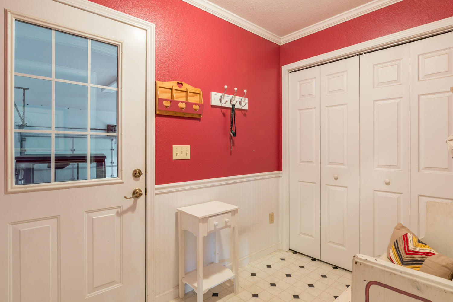 750 Jacks Branch Road Pikeville, TN 37367 - Photo 26 of 56 Mud Room