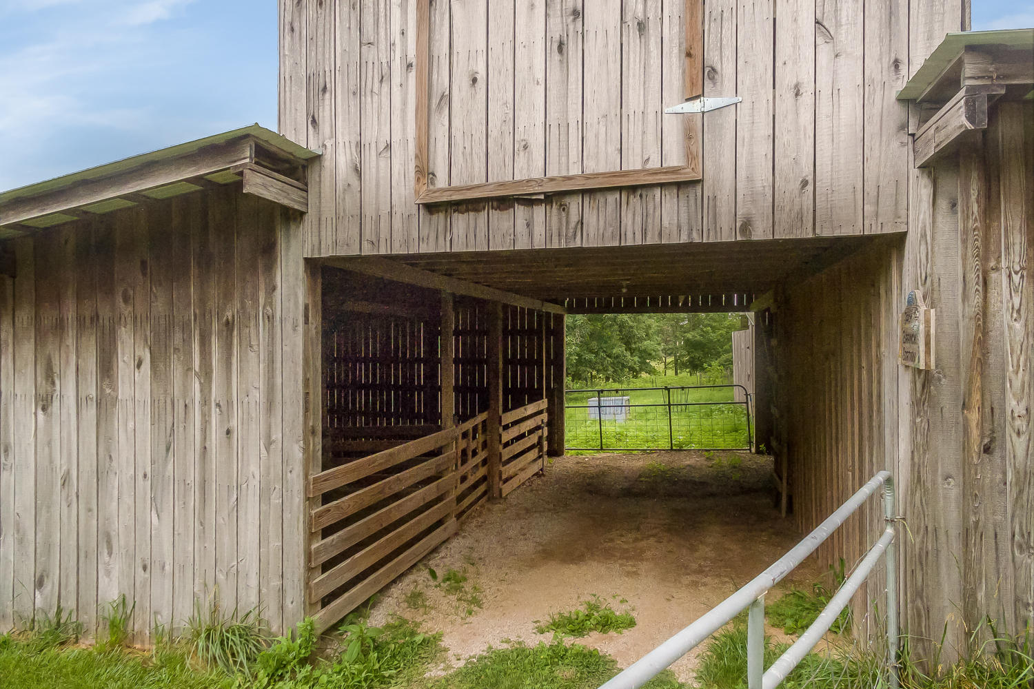 750 Jacks Branch Road Pikeville, TN 37367 - Photo 49 of 56 Barn