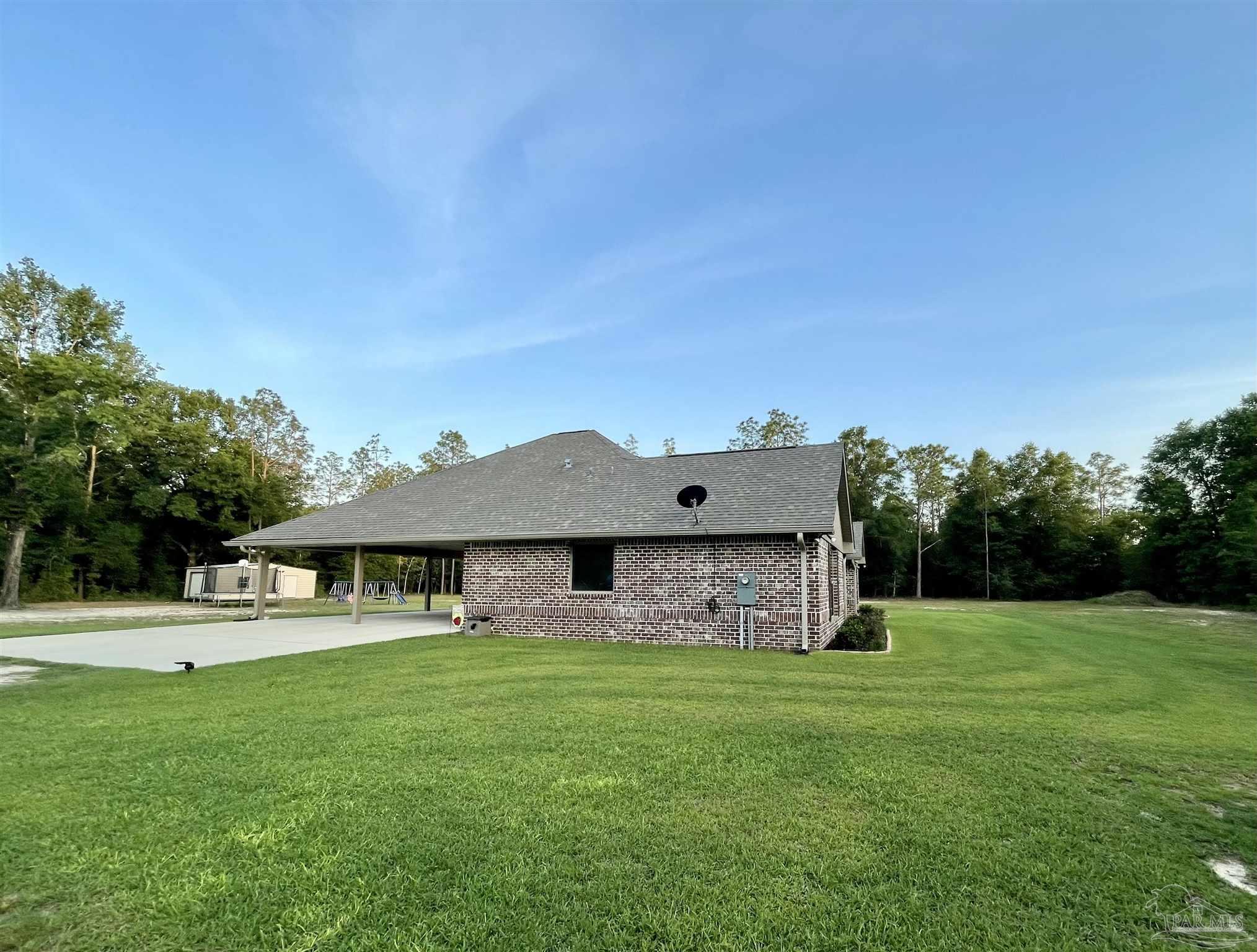 6770 Deception Road Milton, FL 32583 - Photo 3 of 32 Gallery Image 3