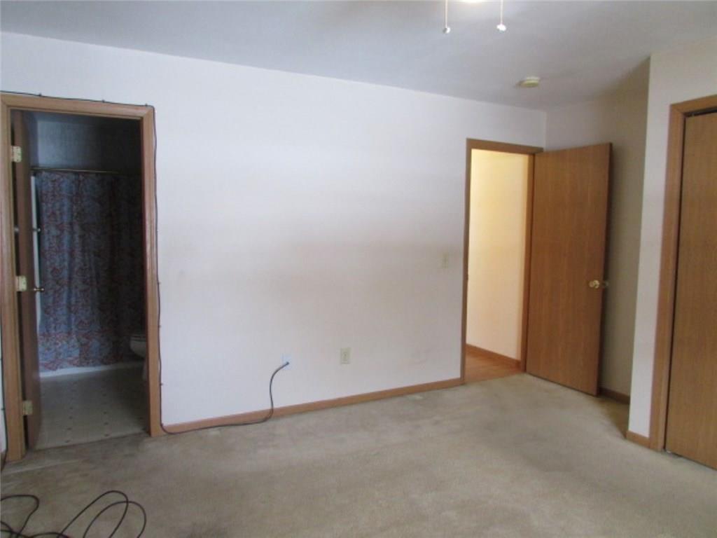 5545 West Ridgewood Road Springfield, OH 45502 - Photo 13 of 22