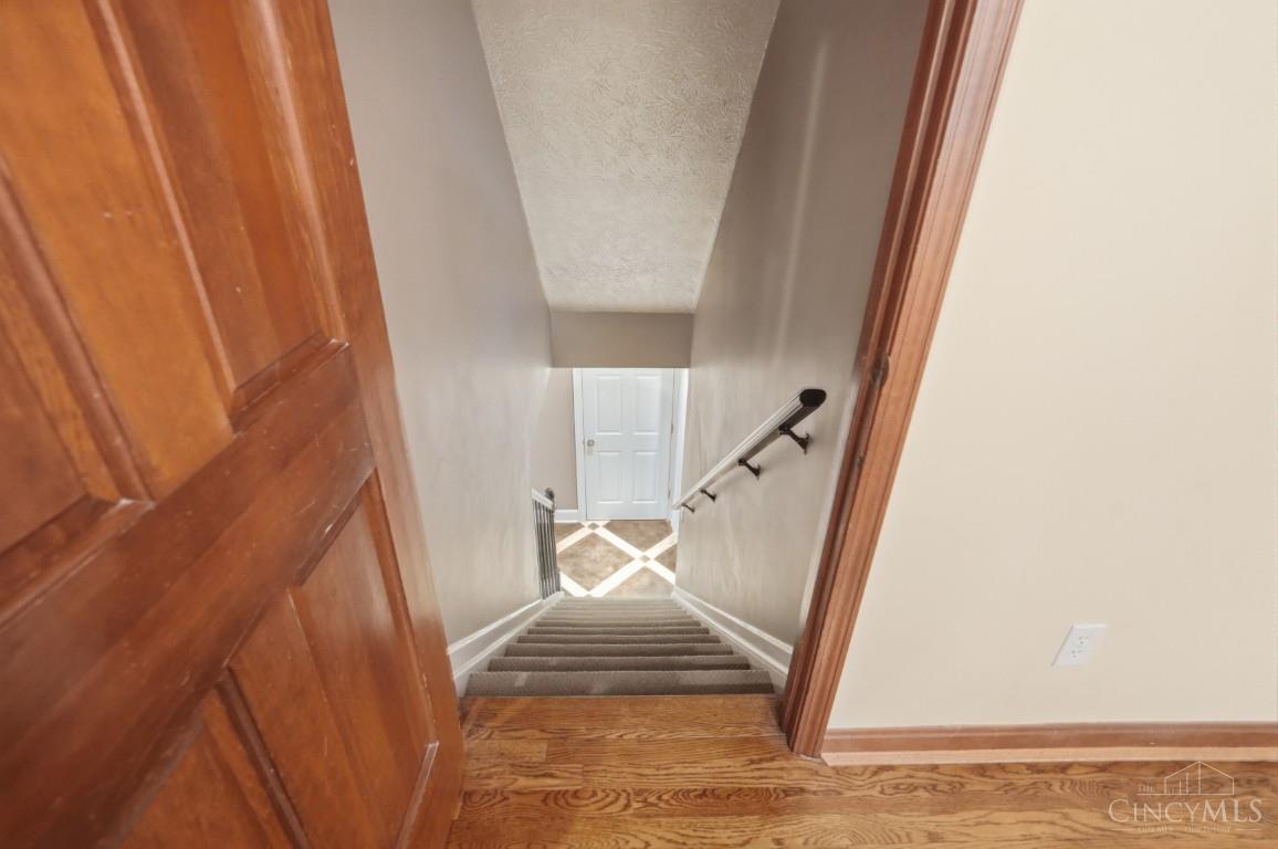 6046 Gaines Road Cincinnati, OH 45247 - Photo 54 of 78