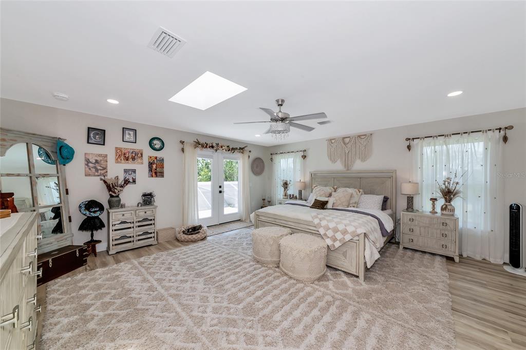 1208 Oak Hammock Road Sarasota, FL 34240 - Photo 44 of 83
