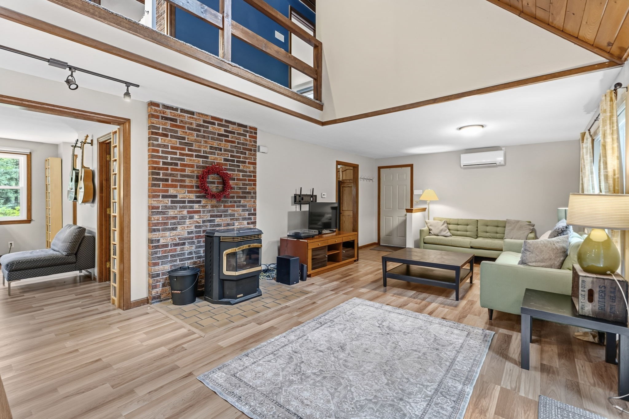43 Coleman Road Southampton, MA 01073 - Photo 7 of 42 Gallery Image 7