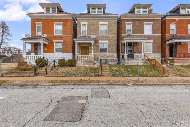 $105,000 | 5029 Wells Avenue, St. Louis, MO 63113