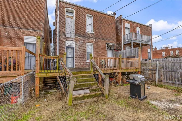 $105,000 | 5029 Wells Avenue, St. Louis, MO 63113