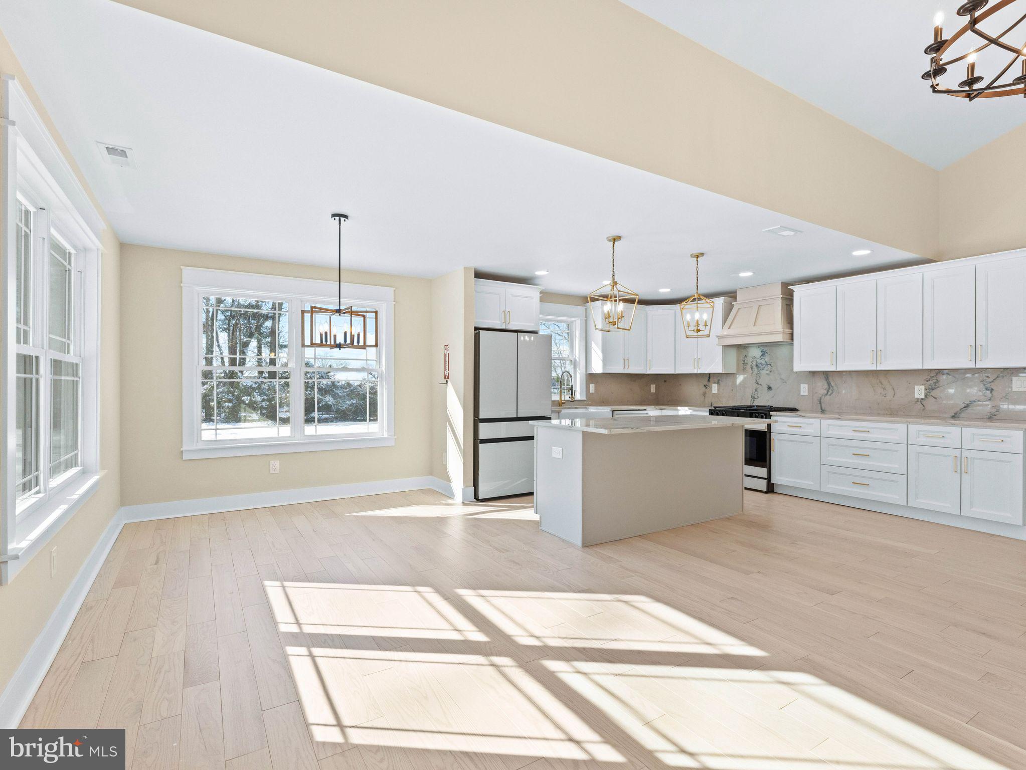 239 Lower Landing Road Blackwood, NJ 08012 - Photo 11 of 65