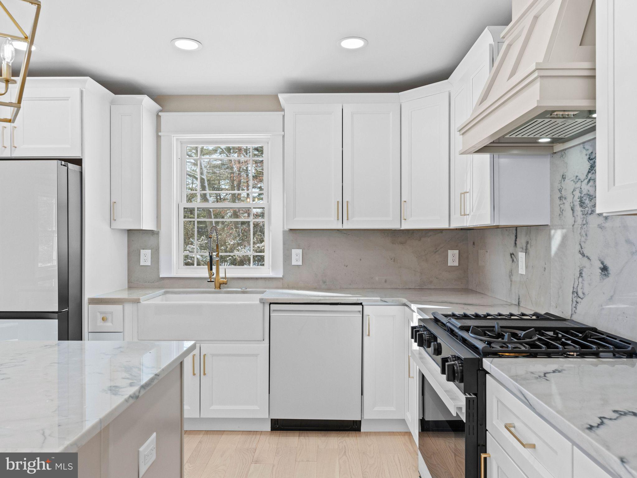 239 Lower Landing Road Blackwood, NJ 08012 - Photo 14 of 65