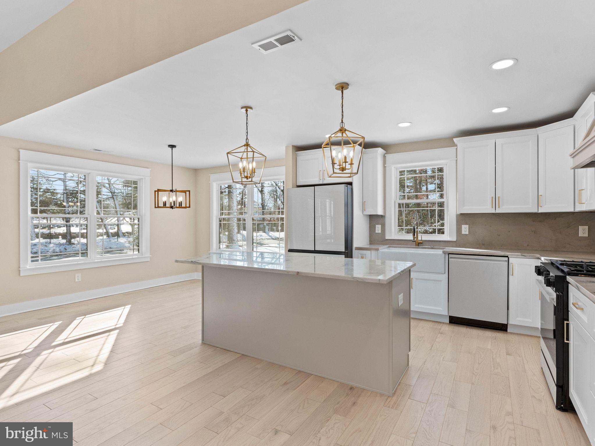 239 Lower Landing Road Blackwood, NJ 08012 - Photo 16 of 65