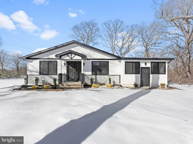 $499,000 | 239 Lower Landing Road, Blackwood, NJ 08012