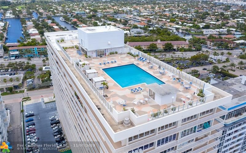 Only roof top pool on the beach in Fort Lauderdale!