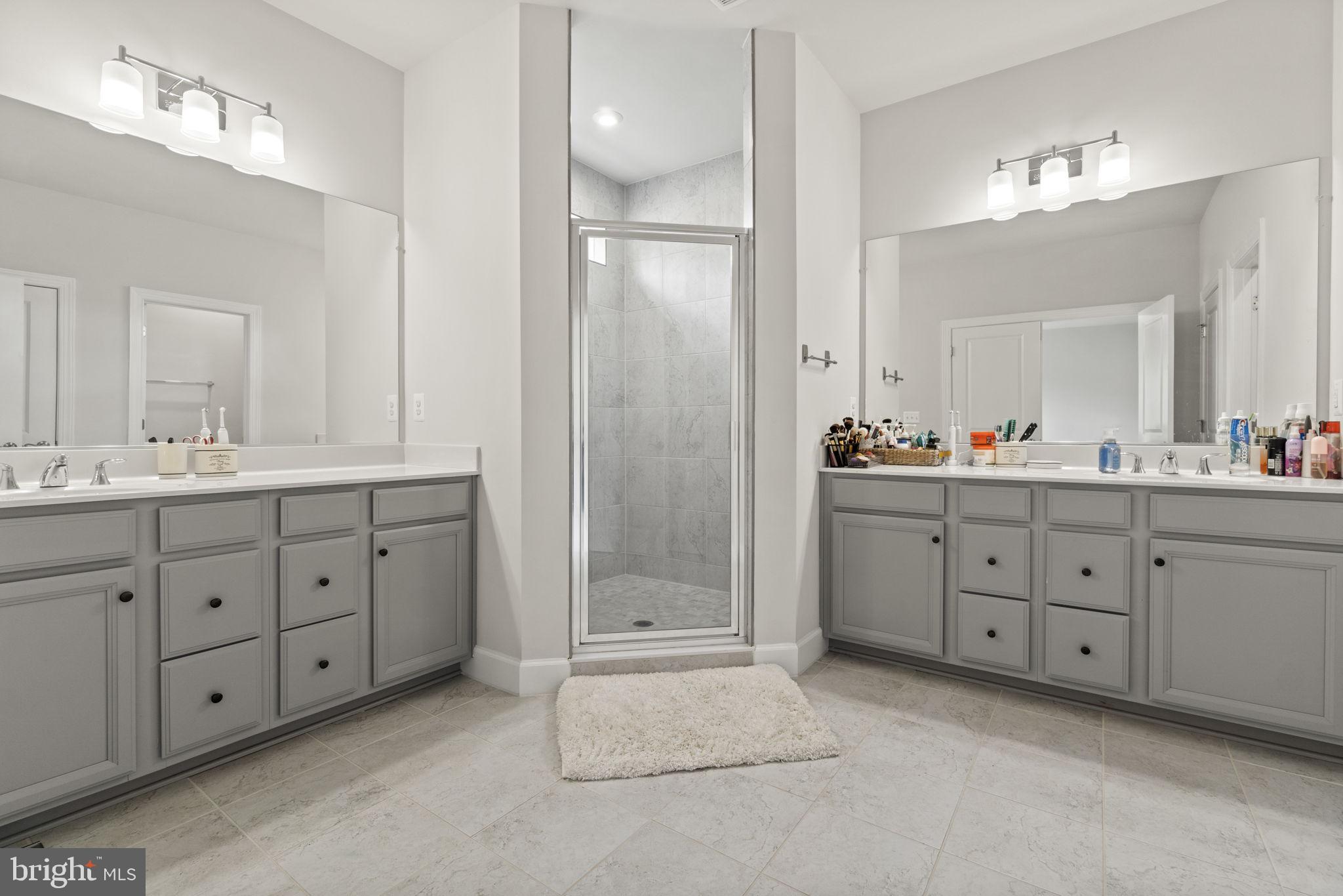 19203 Stoney Ridge Place Triangle, VA 22172 - Photo 18 of 26 Primary bath