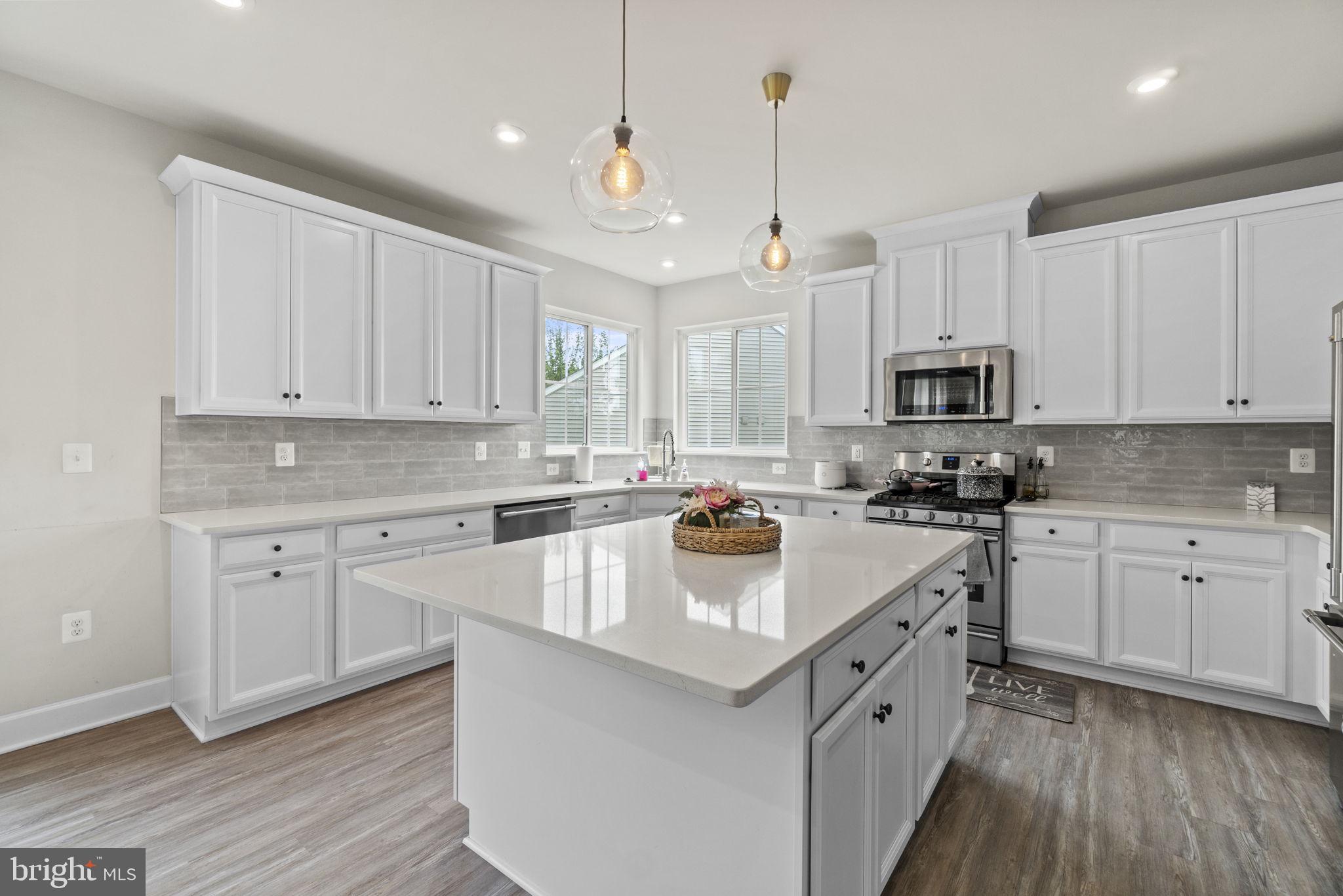 19203 Stoney Ridge Place Triangle, VA 22172 - Photo 5 of 26 Kitchen