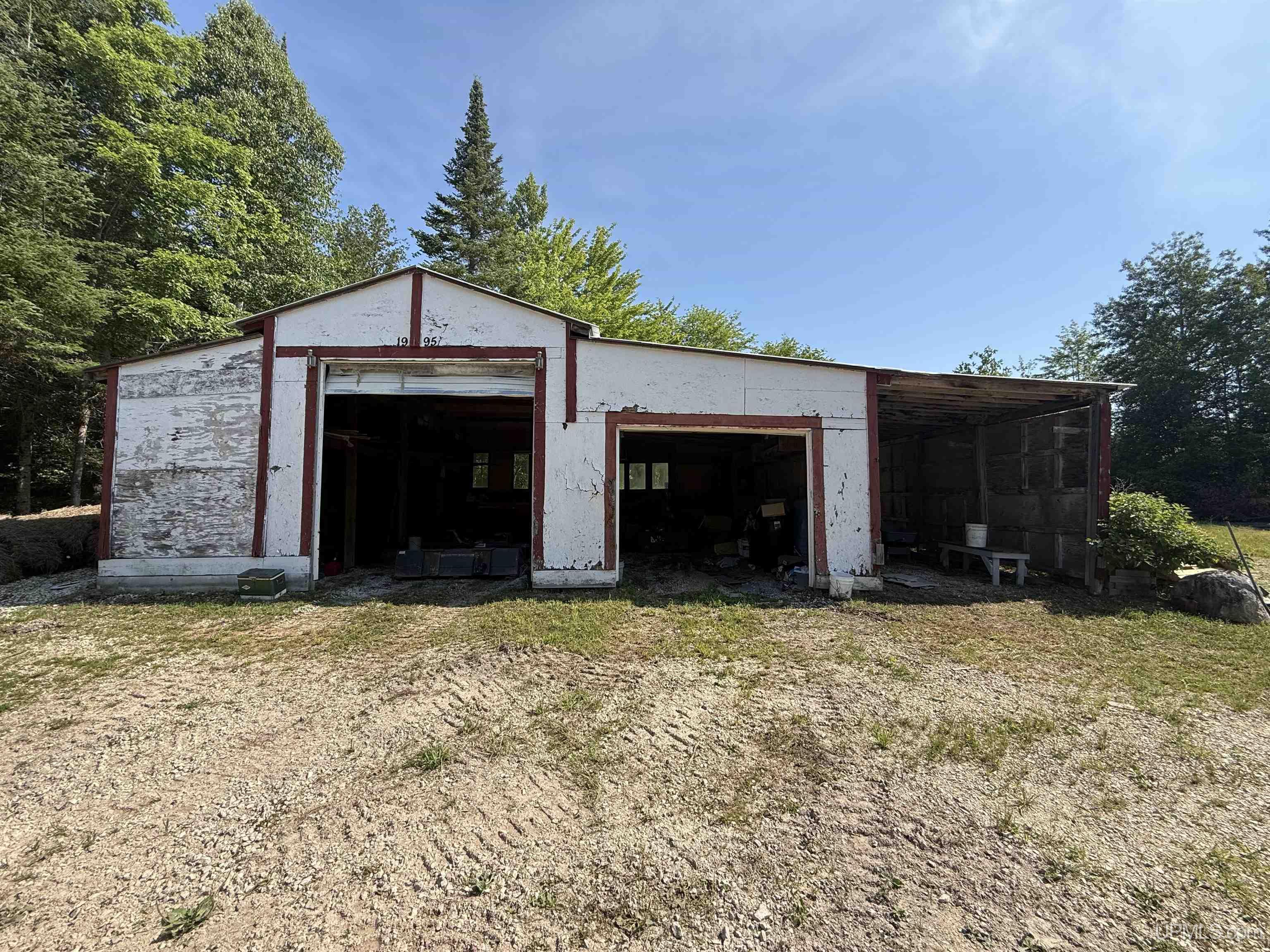 2184 North Gulliver Road Gulliver, MI 49840 - Photo 8 of 41