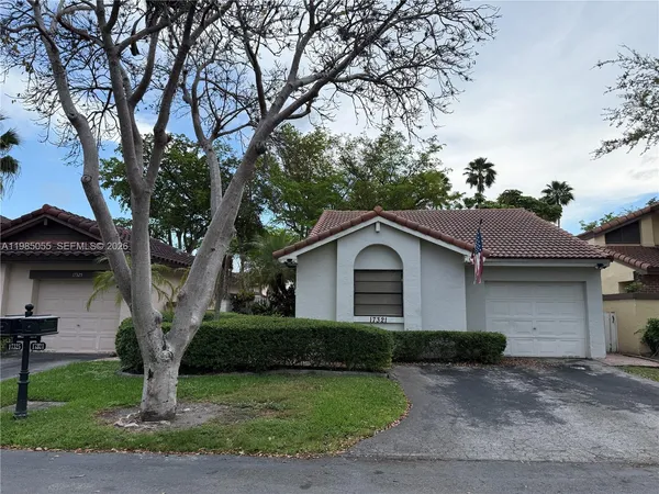 $3,500 | 17321 Northwest 63rd Avenue, Hialeah, FL 33015