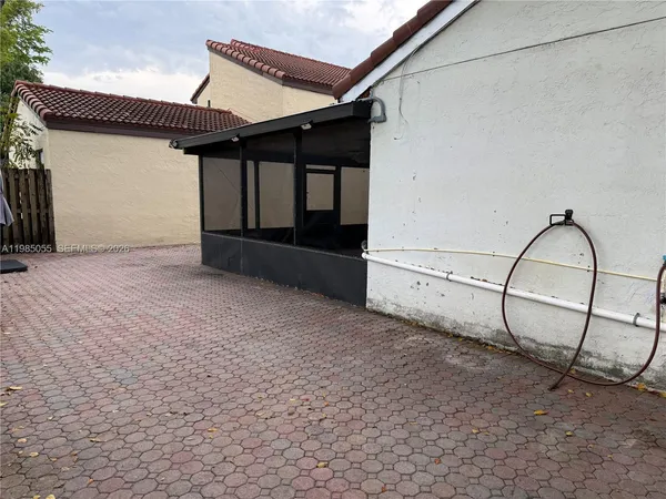 $3,500 | 17321 Northwest 63rd Avenue, Hialeah, FL 33015
