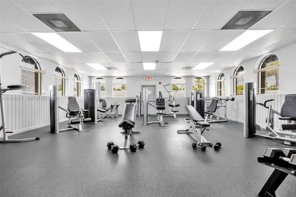 $3,500 | 17321 Northwest 63rd Avenue, Hialeah, FL 33015