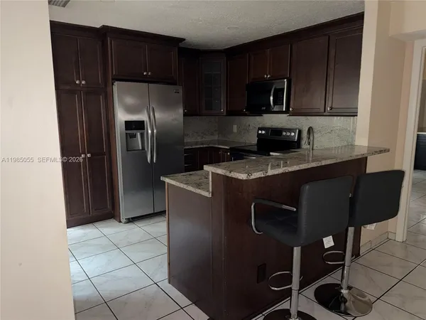 $3,500 | 17321 Northwest 63rd Avenue, Hialeah, FL 33015