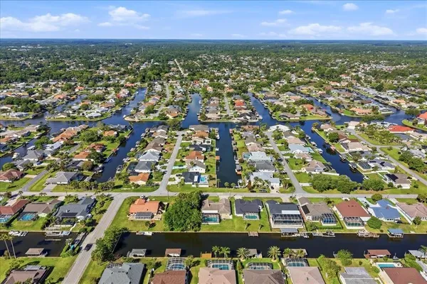 $689,000 | 23 Christopher Court, Palm Coast, FL 32137