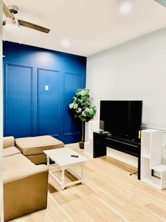 1455 West Highland Avenue, Unit 2R Chicago, IL 60660 - Photo 3 of 21