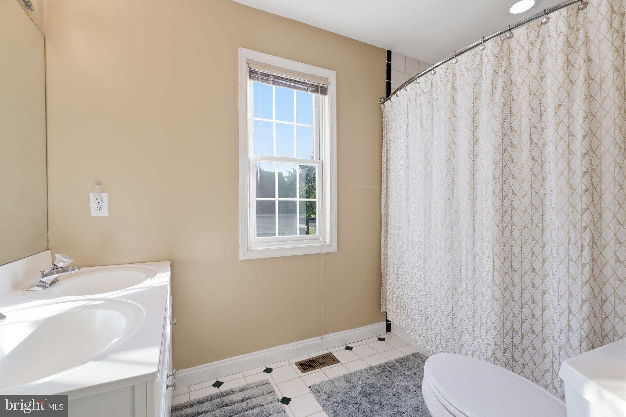 303 Langford Road Broomall, PA 19008 - Photo 23 of 75