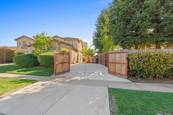 $624,000 | 1402 Turnbridge Way, Plumas Lake, CA 95961