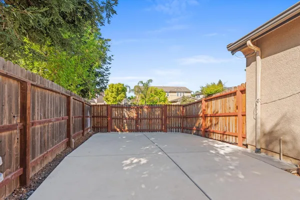 $624,000 | 1402 Turnbridge Way, Plumas Lake, CA 95961